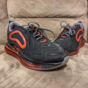 Nike Air Max 720 Size 9.5